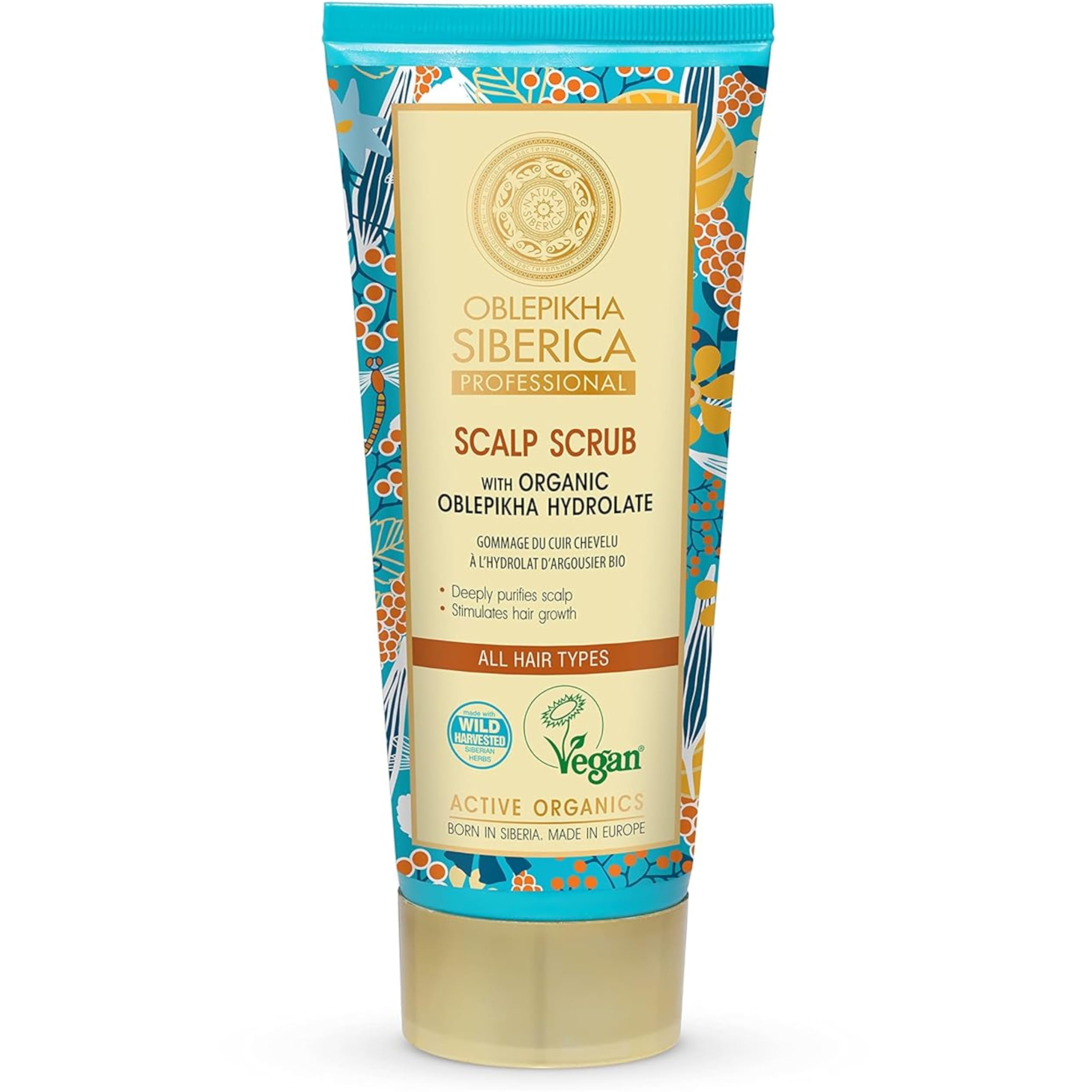 Natura Siberica Oblepikha scrub bottle promoting gentle scalp exfoliation and nourishment.