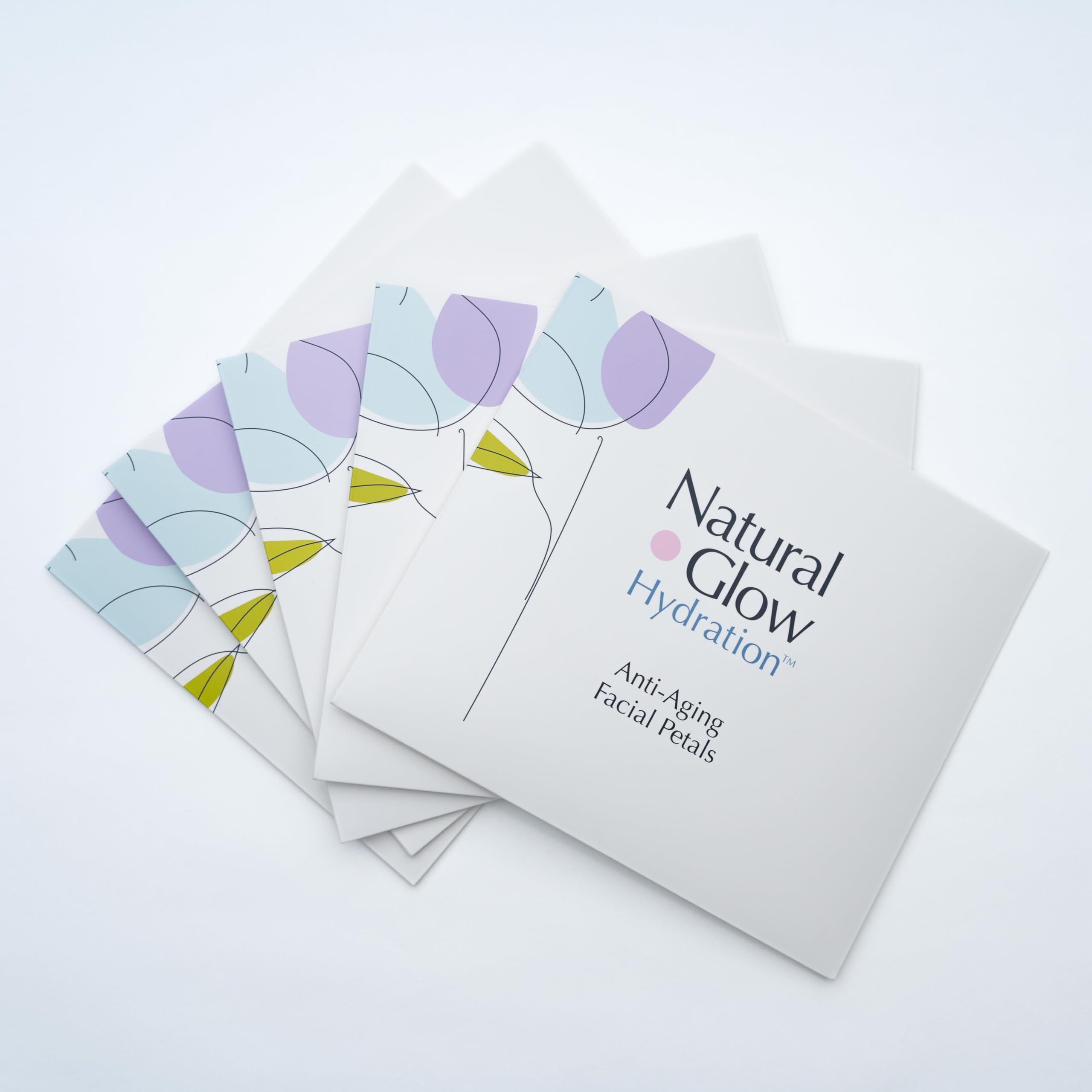 Natural Glow Hydration Petals night-time use supports a calm skincare routine.