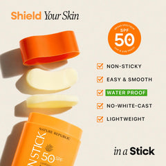 Nature Republic Aloe Fresh Powdery Sun Stick transparent finish, ideal under makeup.