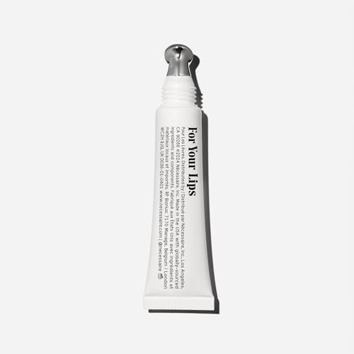 Nécessaire Lip Balm mint oil application offers a refreshing, cooling sensation on contact.