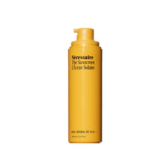 Nécessaire mineral sunscreen bottle close-up for body protection