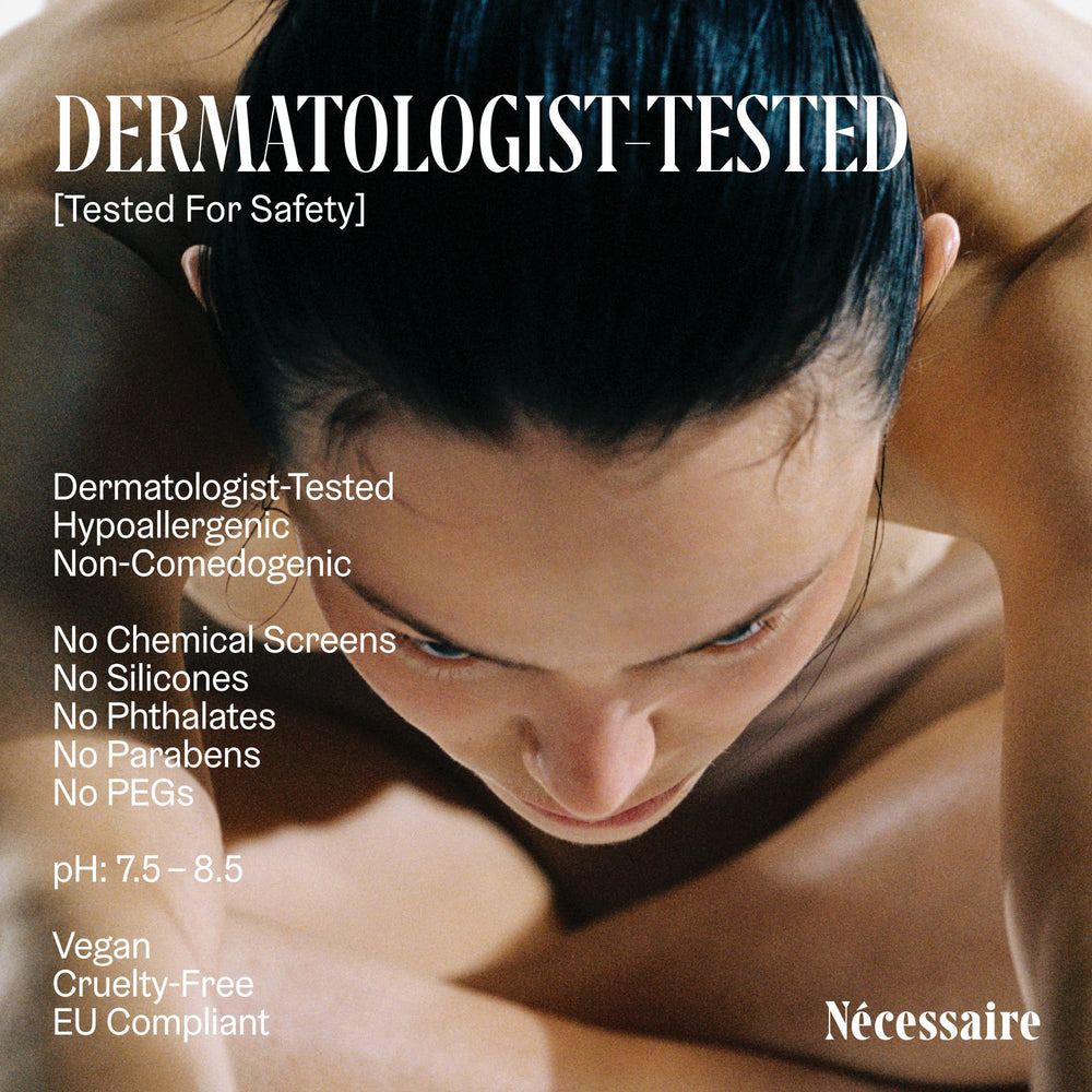 Nécessaire dermatologist-tested badge on packaging for reassurance