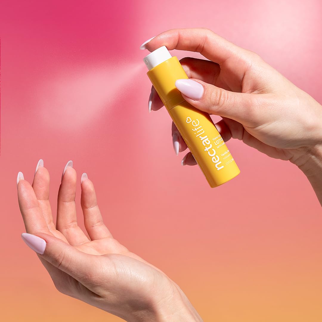 Nectar Life leak-proof aluminum bottle demonstrates travel-ready hydration