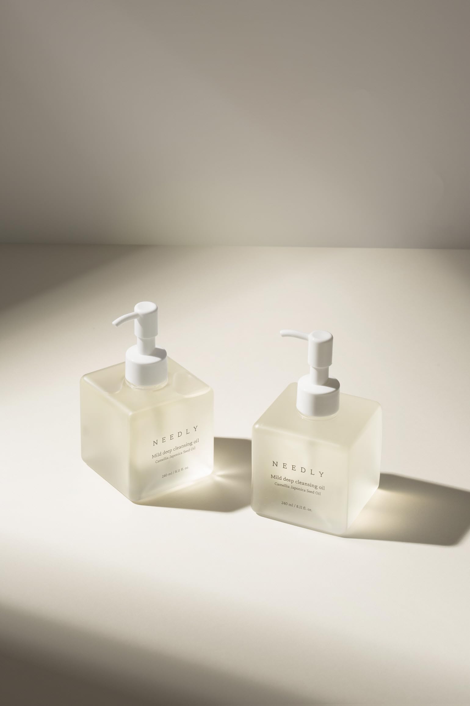 Needly camellia seed oil ingredient for nourishing cleansing.