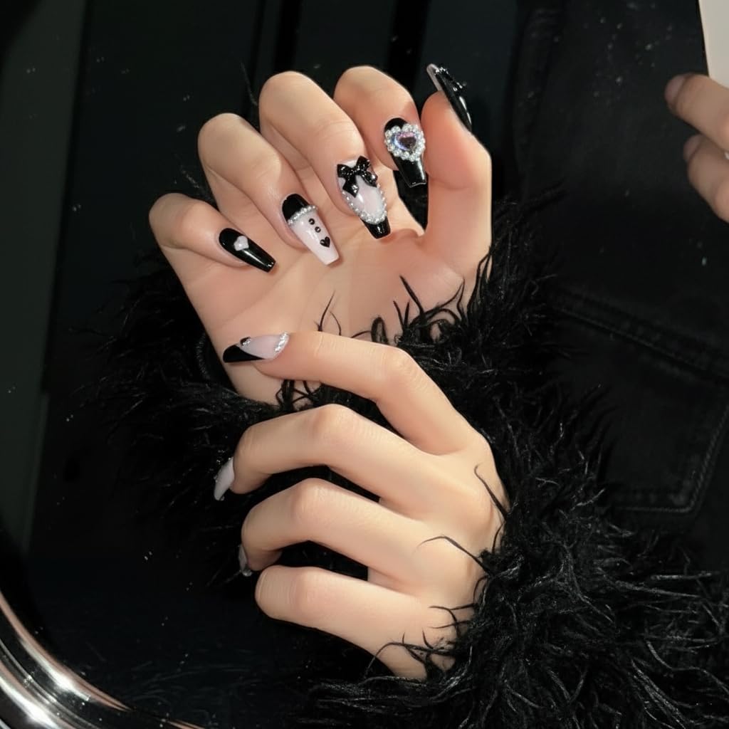 NEUQL reusable press-on nails for quick home manicures.