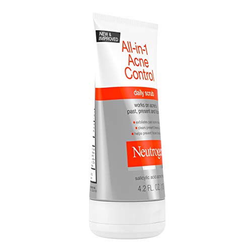 4.2 oz tube label highlights size for travel-friendly routine.