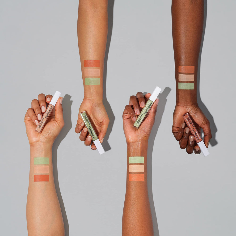 Neutrogena Clear Coverage concealer deep peach applicator close-up for blending