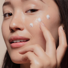 Neutrogena moisturizer texture close-up shows a lightweight water-based feel.