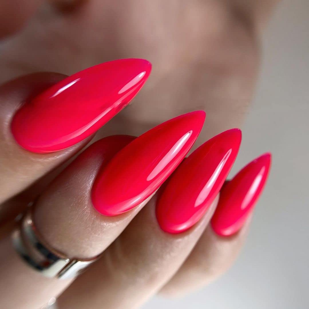 IN.HYPE neon-pink-84 finish highlighting fast cure and glossy top layer.