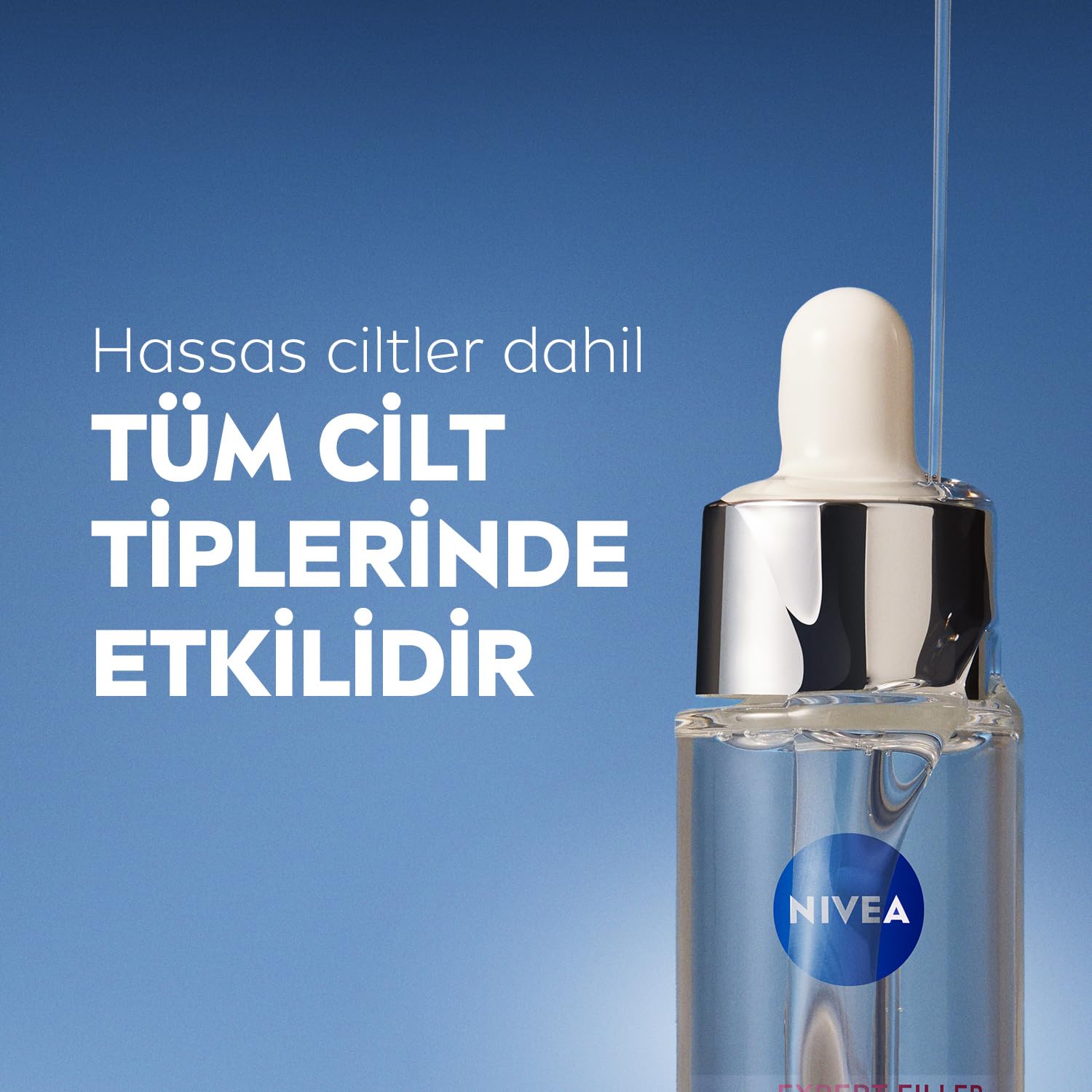 Texture close-up with 40x smaller particles for deeper hydration.