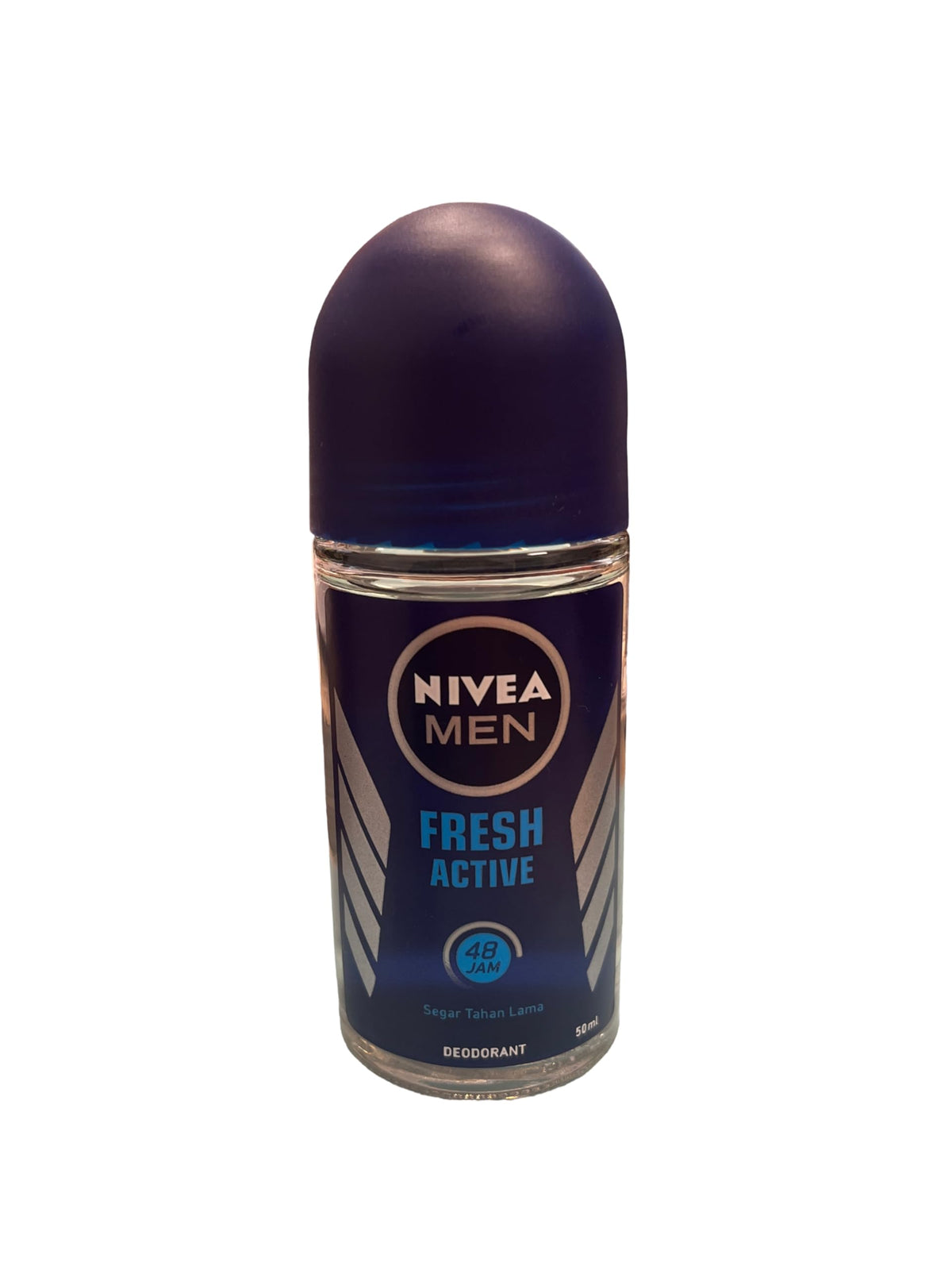 NIVEA Men Fresh Active roll-on application with smooth glide and protection