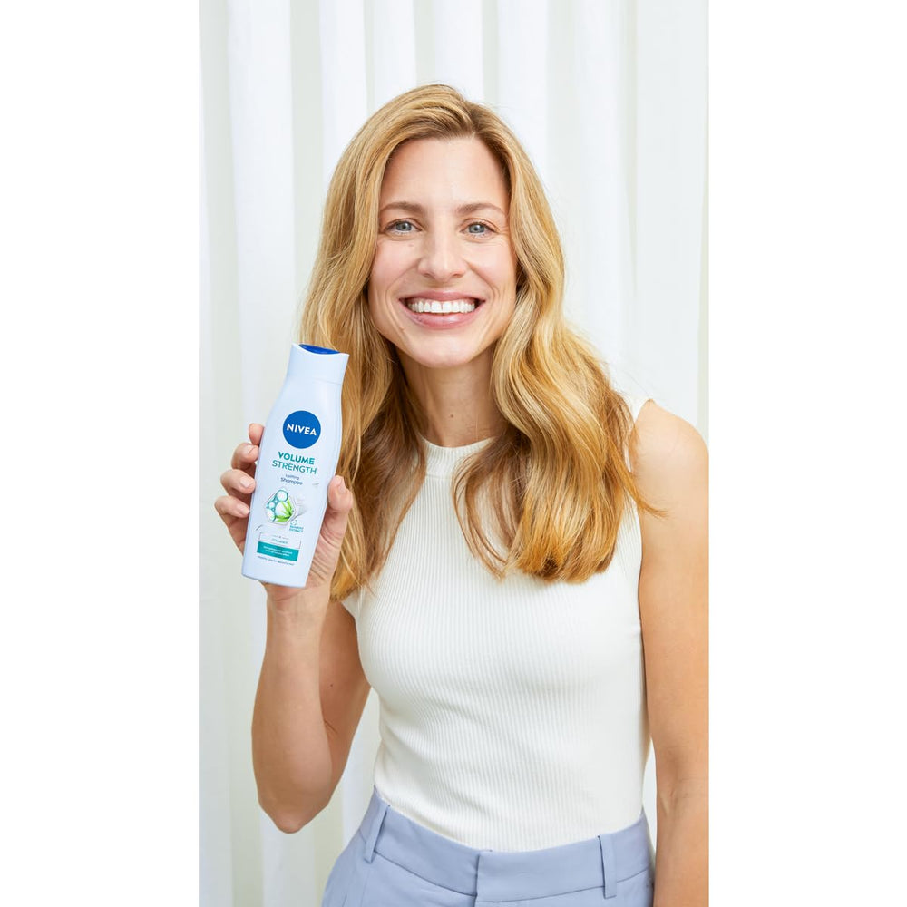 NIVEA Volume & Strength scalp nourishment close-up