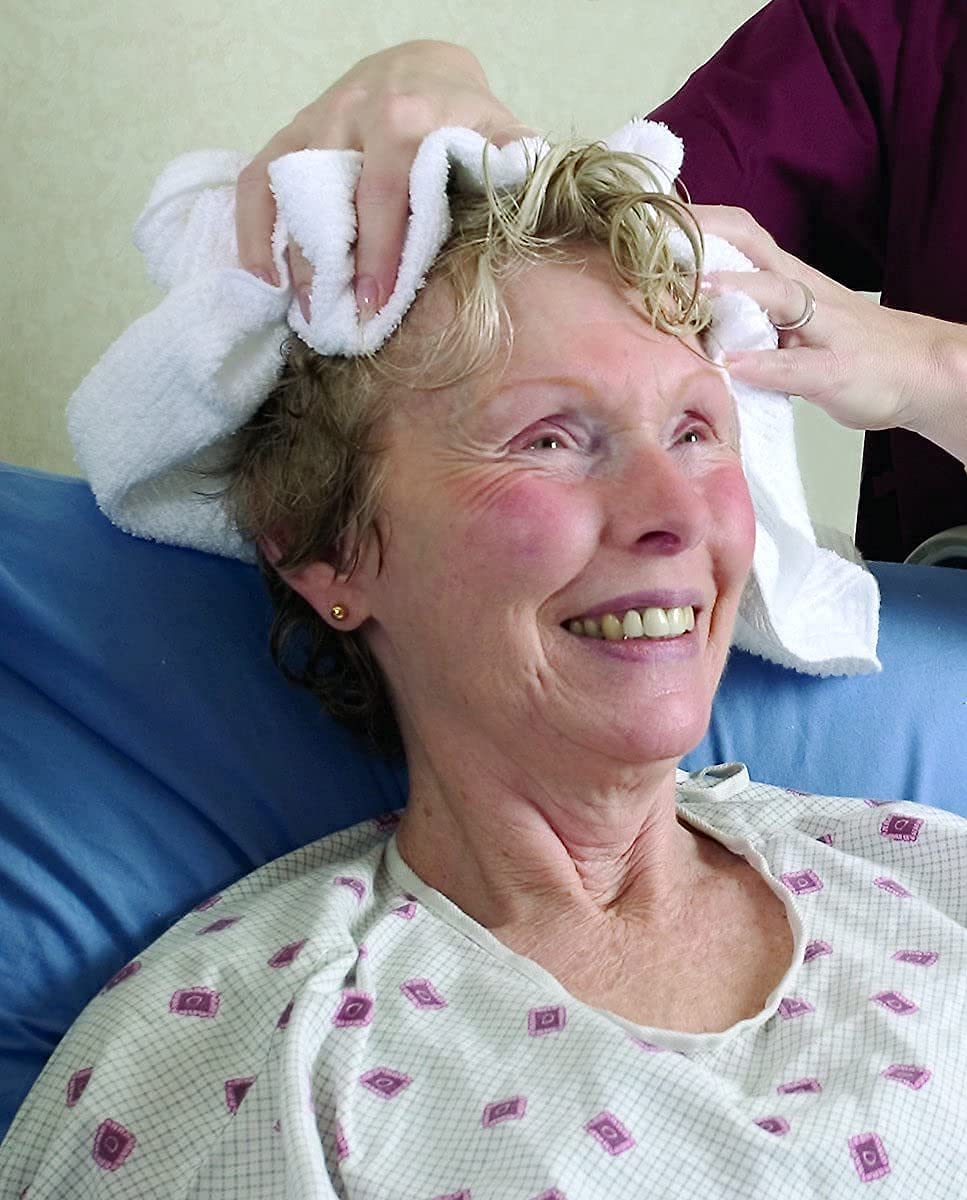 No-Rinse Shampoo two-pack provides practical, hospital-approved rinseless care at home.