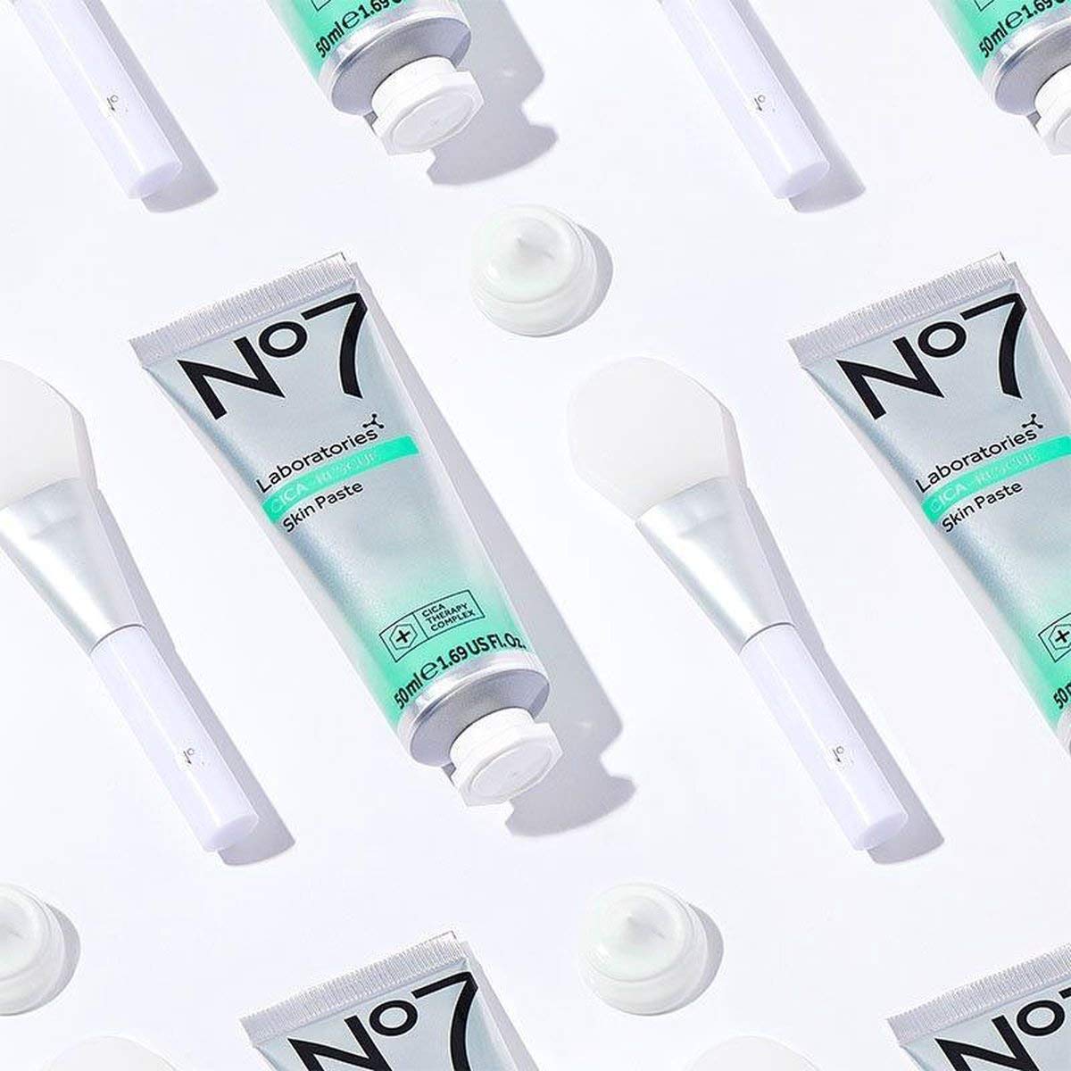 No7 CICA-Rescue Skin Paste on-skin swatch demonstrating quick absorption and non-greasy finish