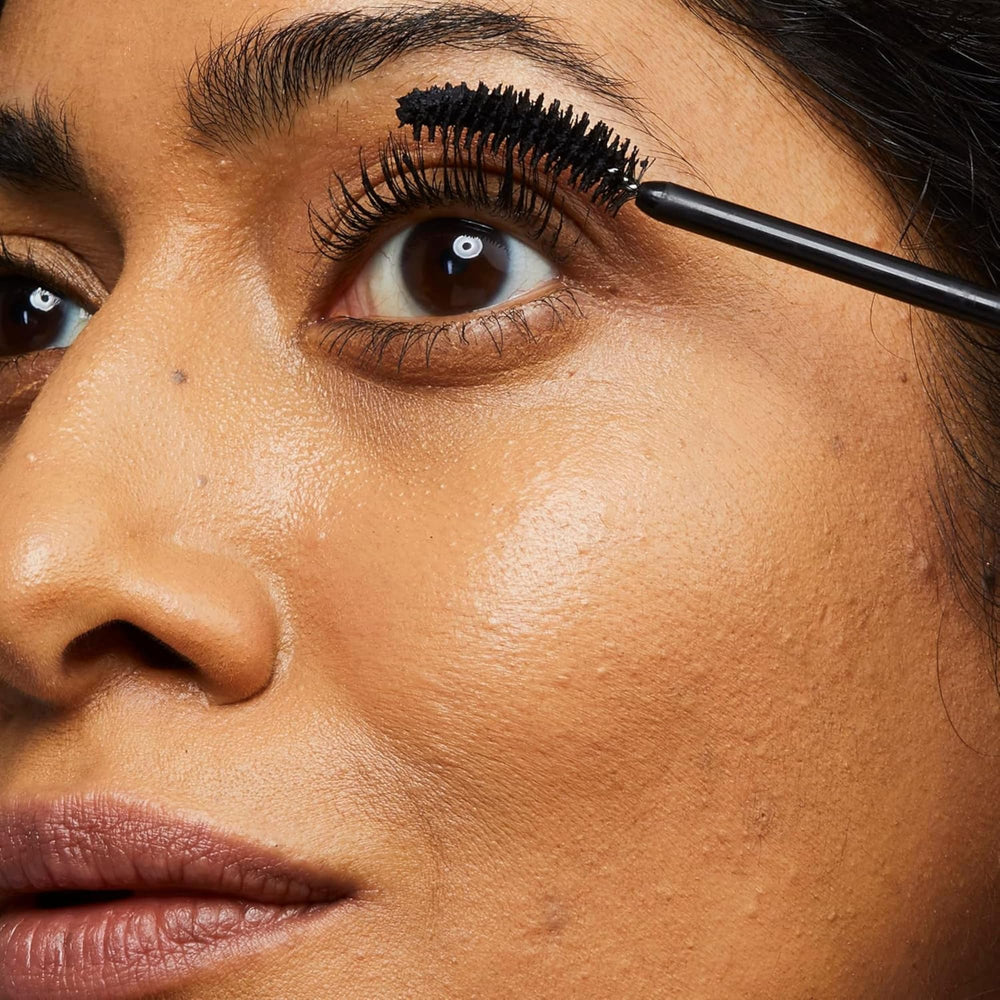 No7 Full 360 lashes after application show added length and volume with a lasting curl.