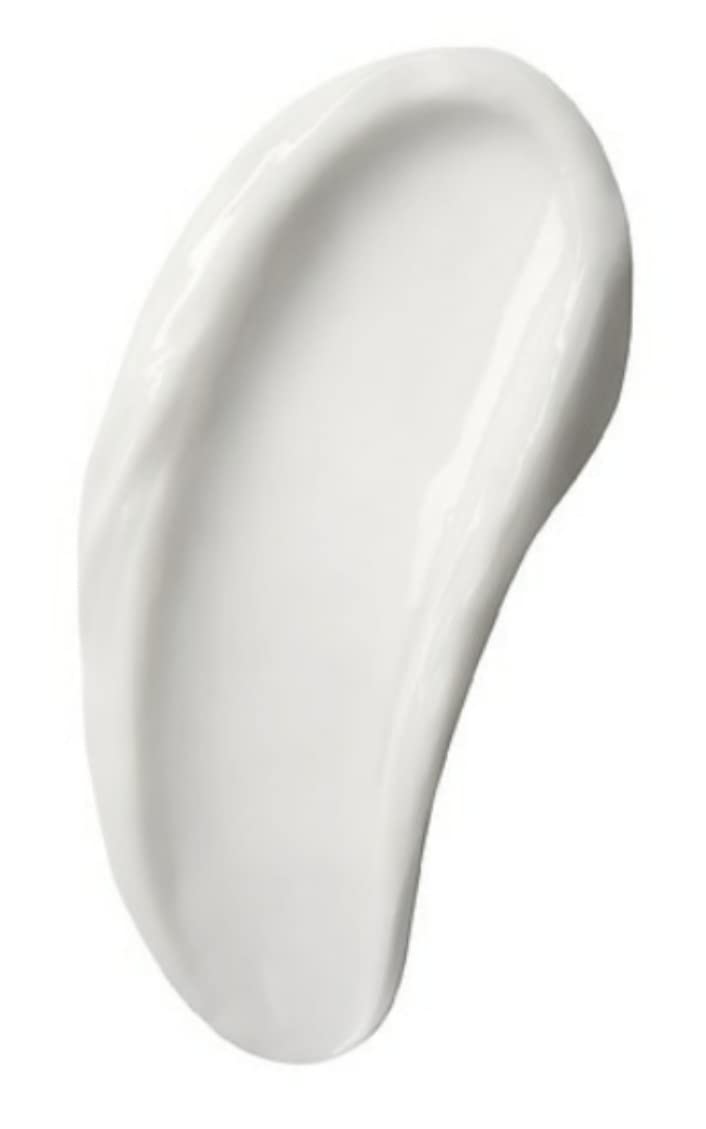 No7 Lift and Luminate swatch reveals luxurious cream consistency.