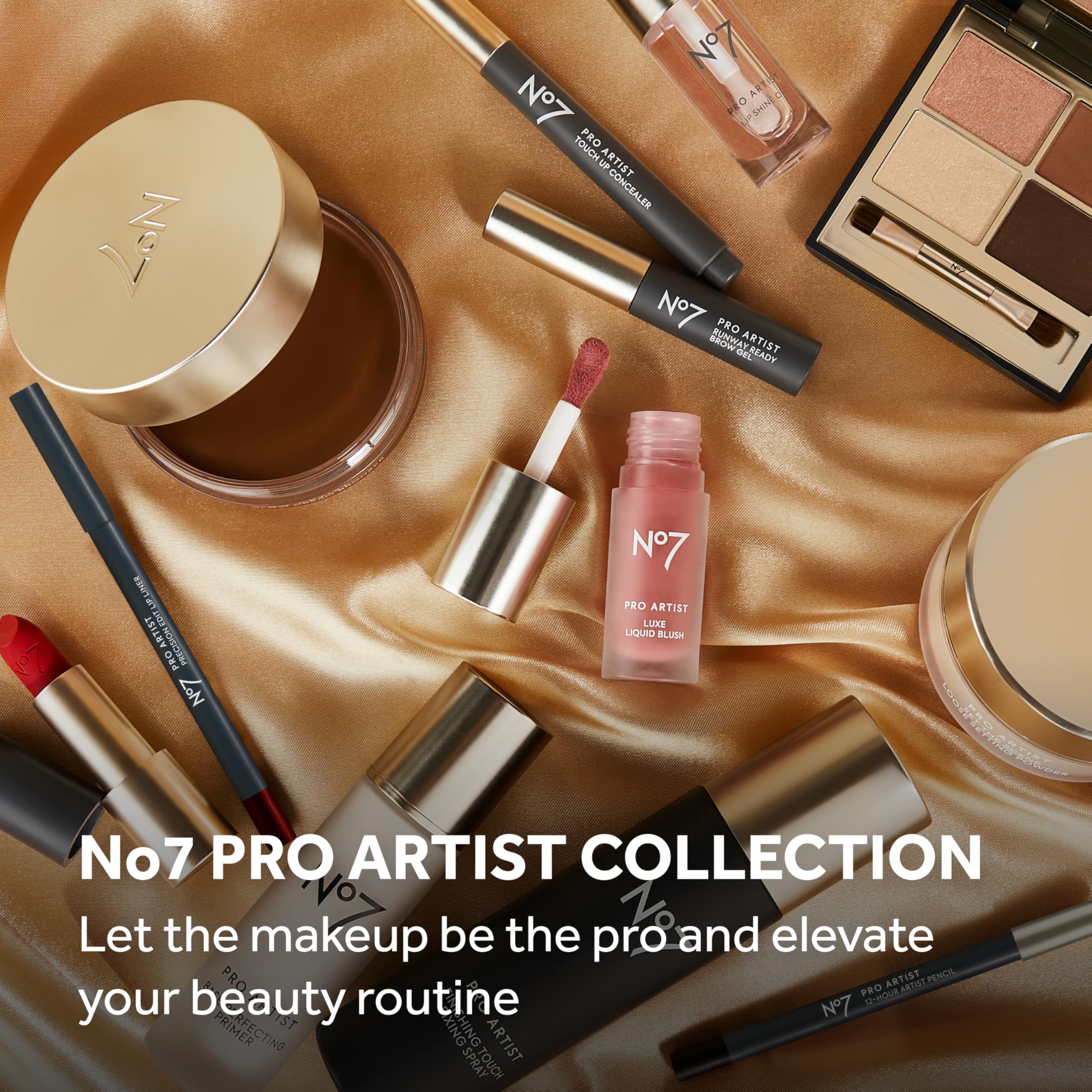 Compact 10 g No7 Pro Artist with nourishing skincare ingredients.