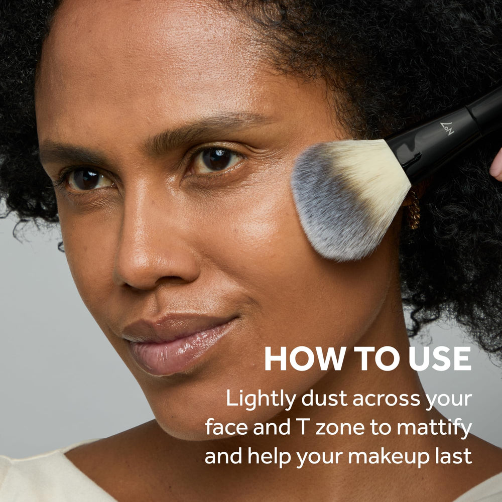 No7 Pro Artist Loose Setting Powder creates a sheer veil on the skin.