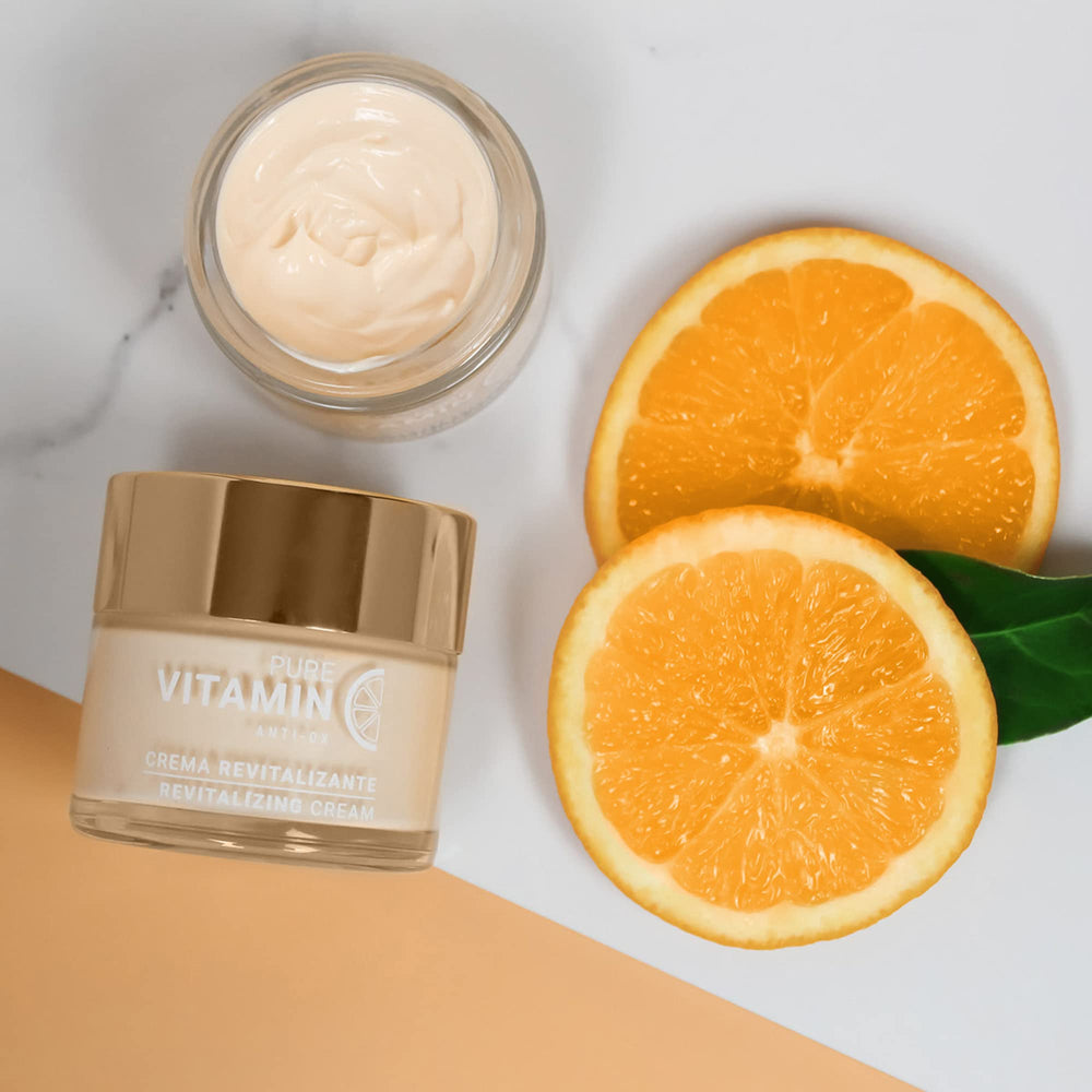 Noche Y Dia even skin tone with brightening, hydrating formula.