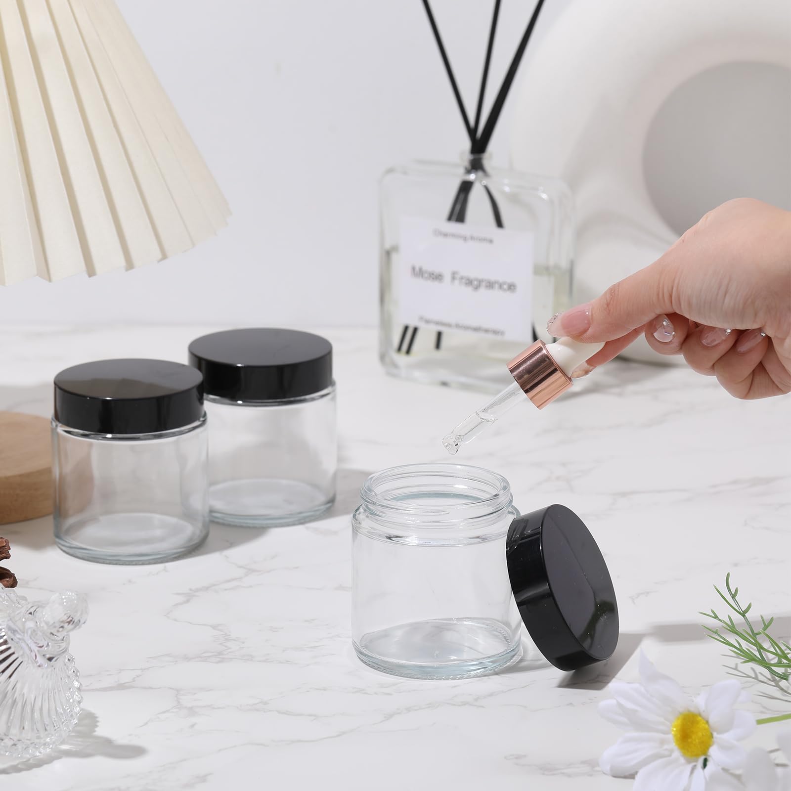 Norme jars feature inner liners to protect freshness