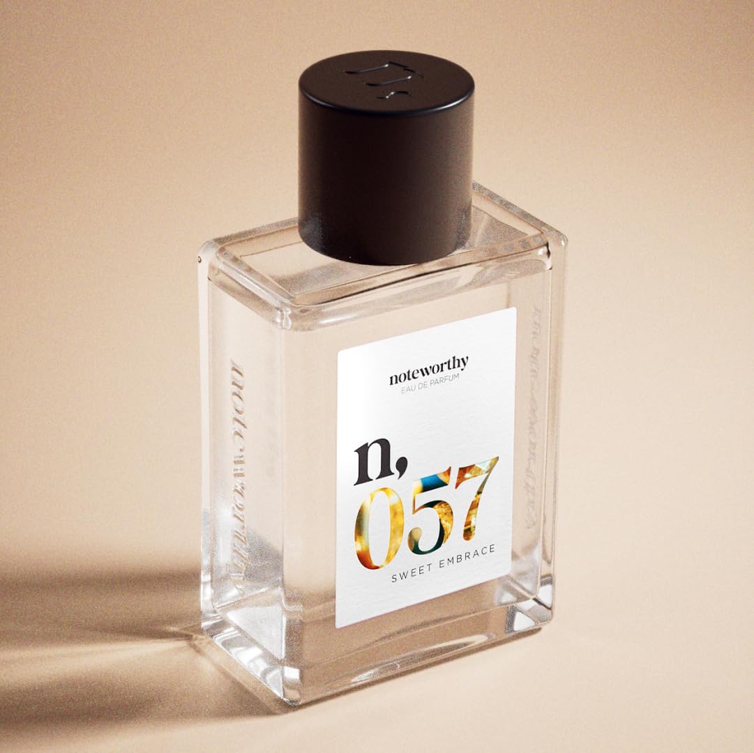Noteworthy Sweet Embrace tonka-bean detail, smooth comforting base
