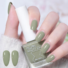 NovaCharm Green Nail Polish Sage Green bottle shows a fresh high gloss finish.