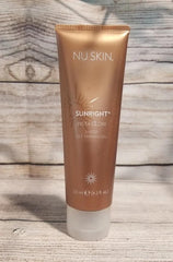 Nu Skin Sunright Insta Glow gel closeup highlighting lightweight, streak-free texture.
