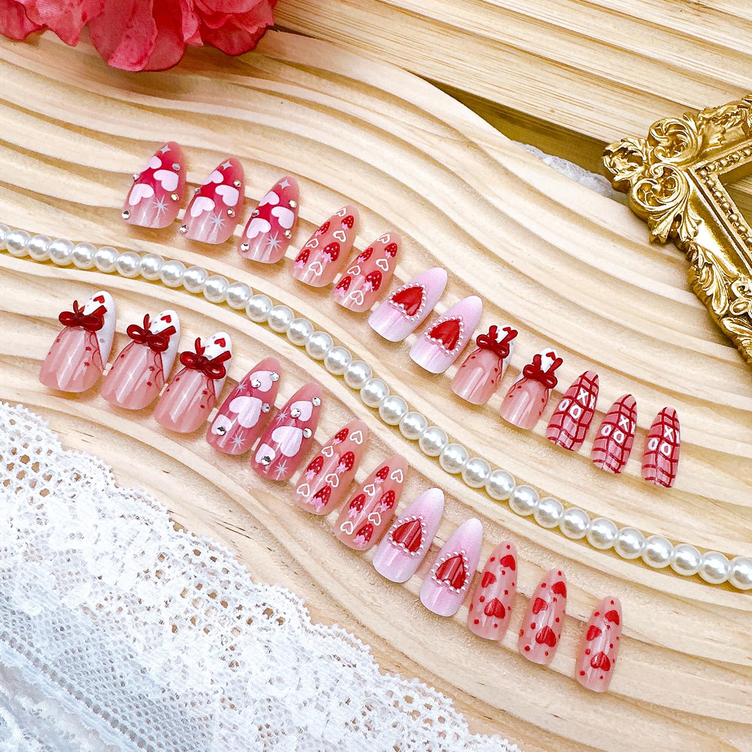 NZRAESTRS French tip full-cover nails for fast chic looks