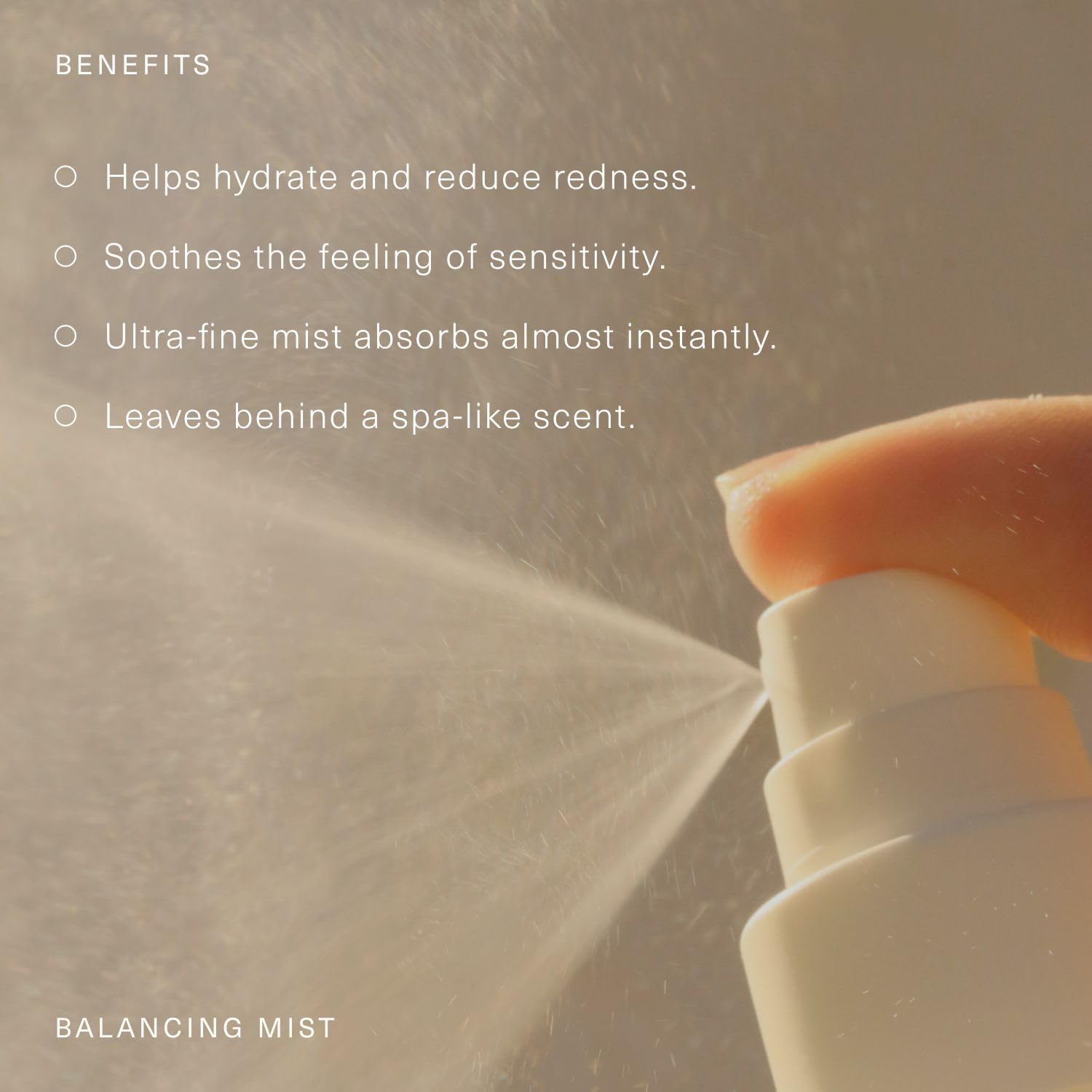 Oak Essentials Balancing Mist rose water droplets highlight antioxidant hydration