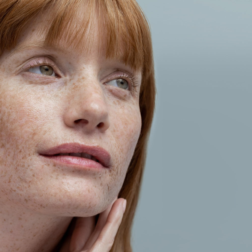Obagi Nu-Derm Fx Blender moisturizer supports hydration and evens skin tone