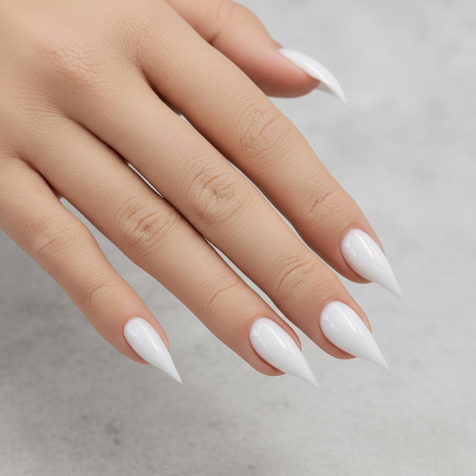 OCOUYVD full-cover nails with extra curved tips for a seamless look.