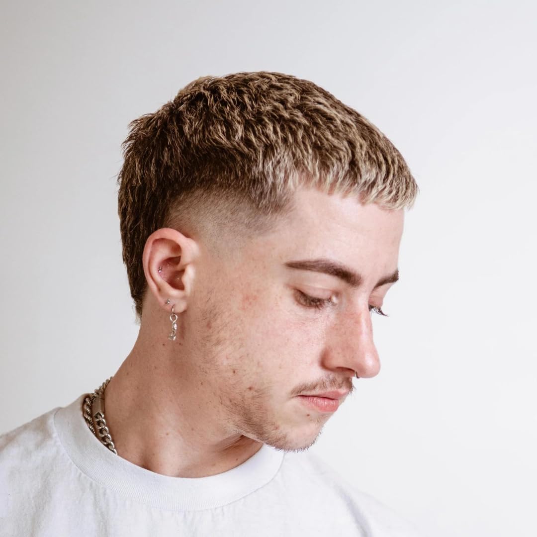 O'Douds Pomade rinses easily with water leaving hair clean.