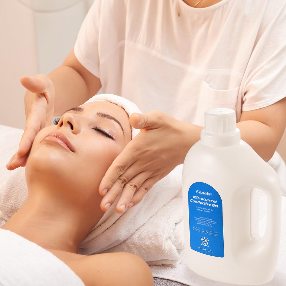 Oeneis hyaluronic acid hydrates skin during treatments.