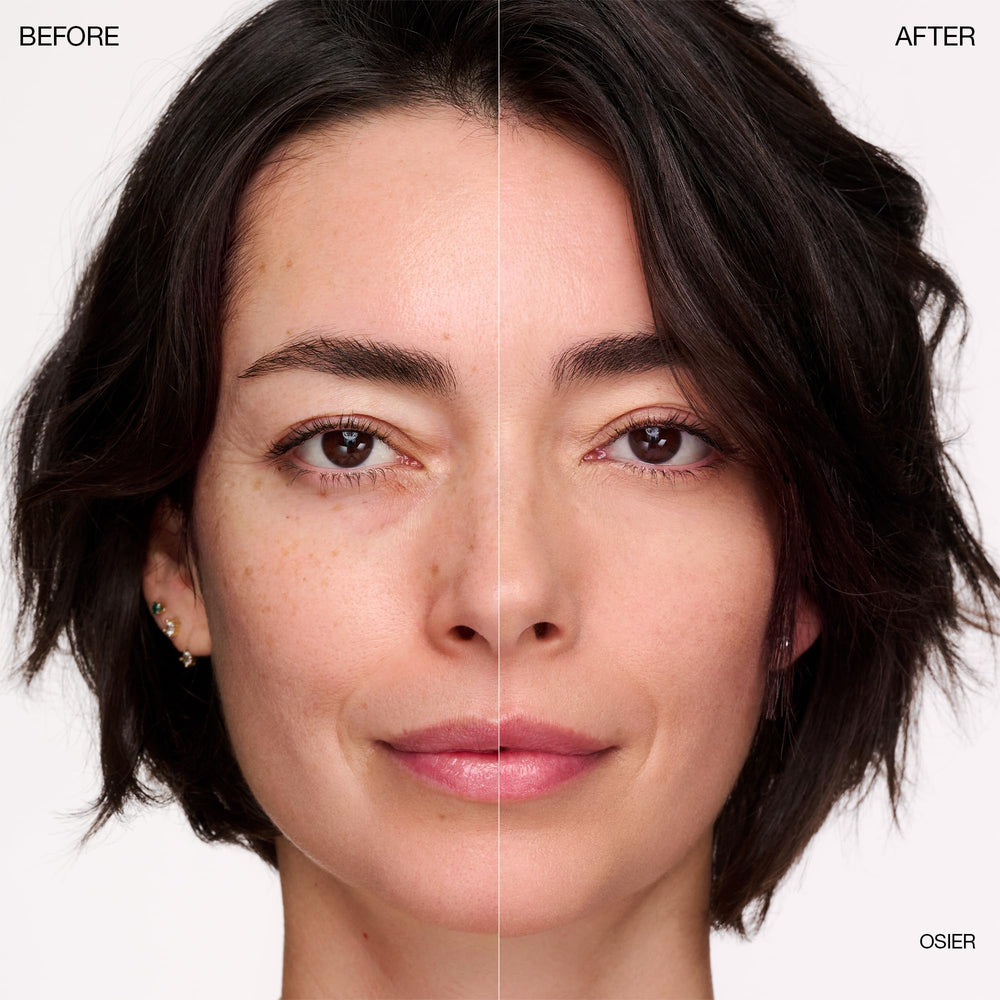 Ogee concealer applicator image showing precise full-coverage application.