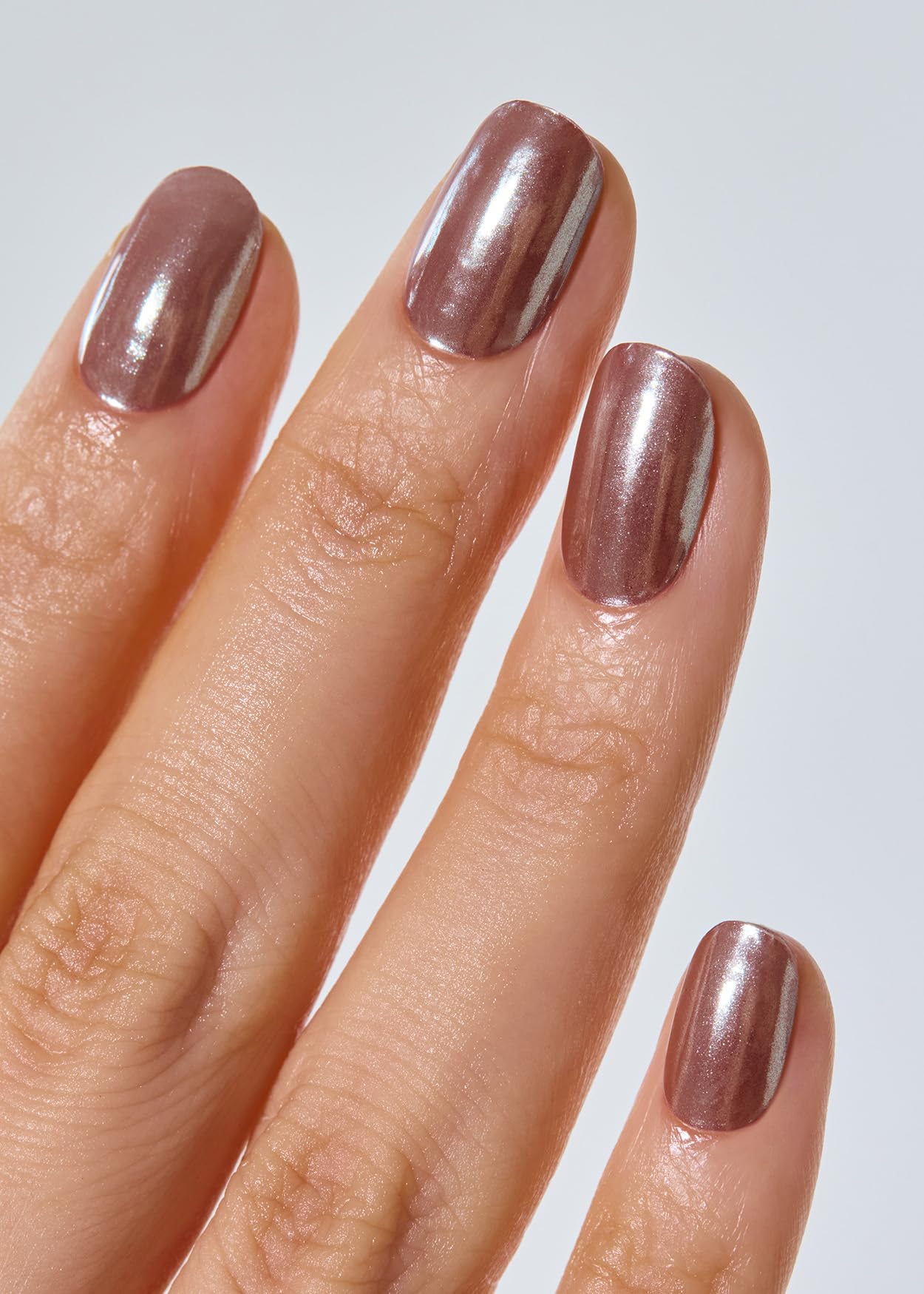 Close-up of Ohora N Chocolate Chrome colors and chrome finish