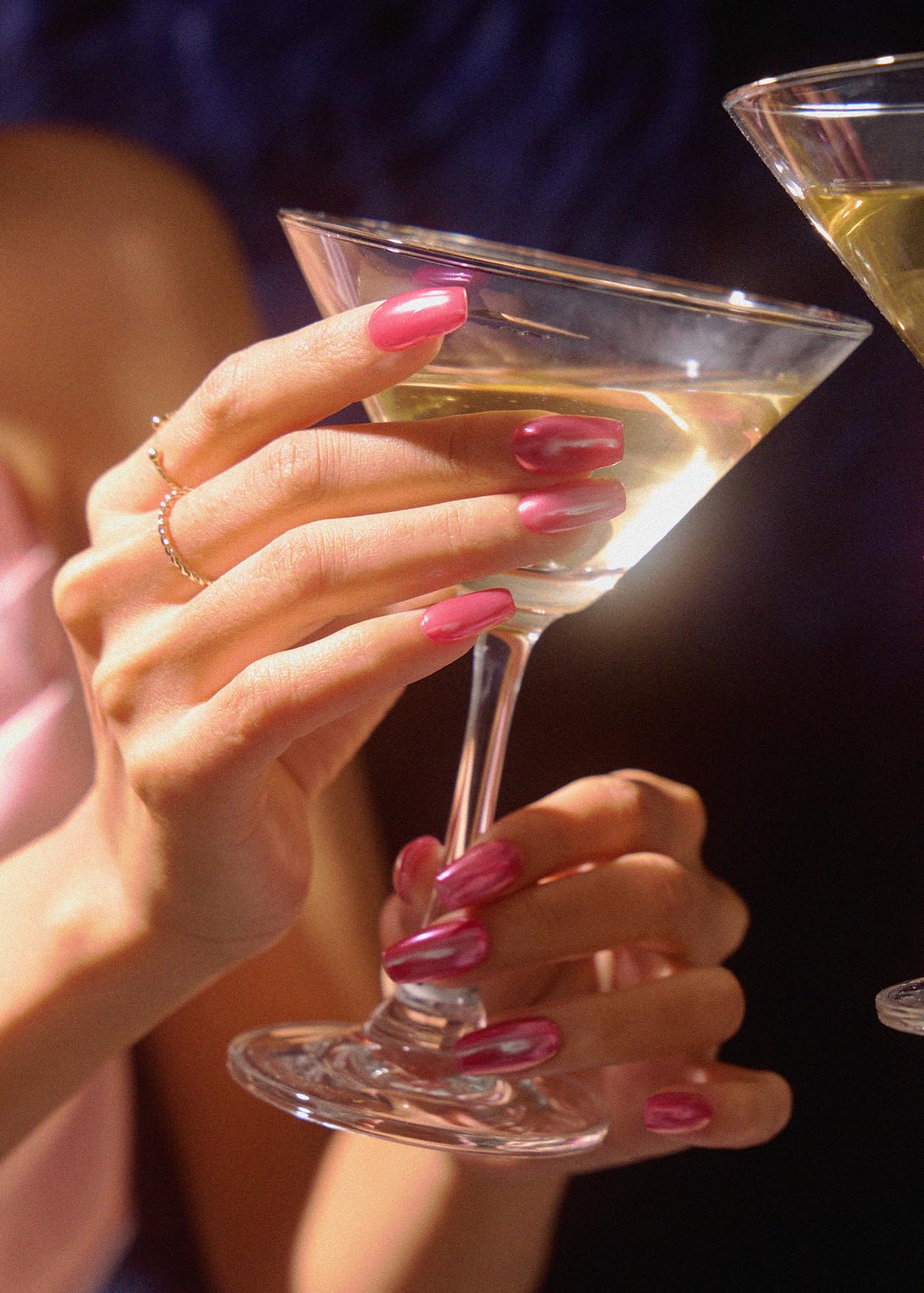 Ohora N Pink Chrome strip application demonstrates easy fit on nails.