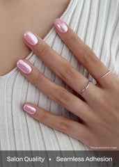 Ohora N Baby Pink Chrome application step demonstrates easy, mess-free nails.
