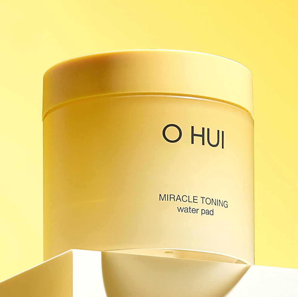 OHUI Niacinamide and Panthenol support balanced moisture