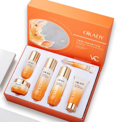 OKADY Vitamin C cleanser image showing gentle cleansing for ready-to-absorb skin.