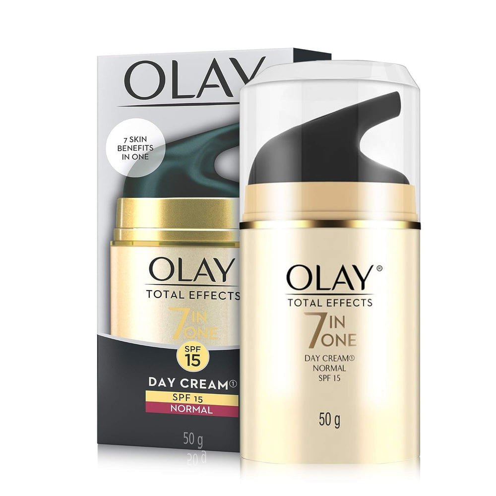 Olay Total Effects 7-in-1 Day Cream jar back shows VitaNiacin Complex and conditioners.