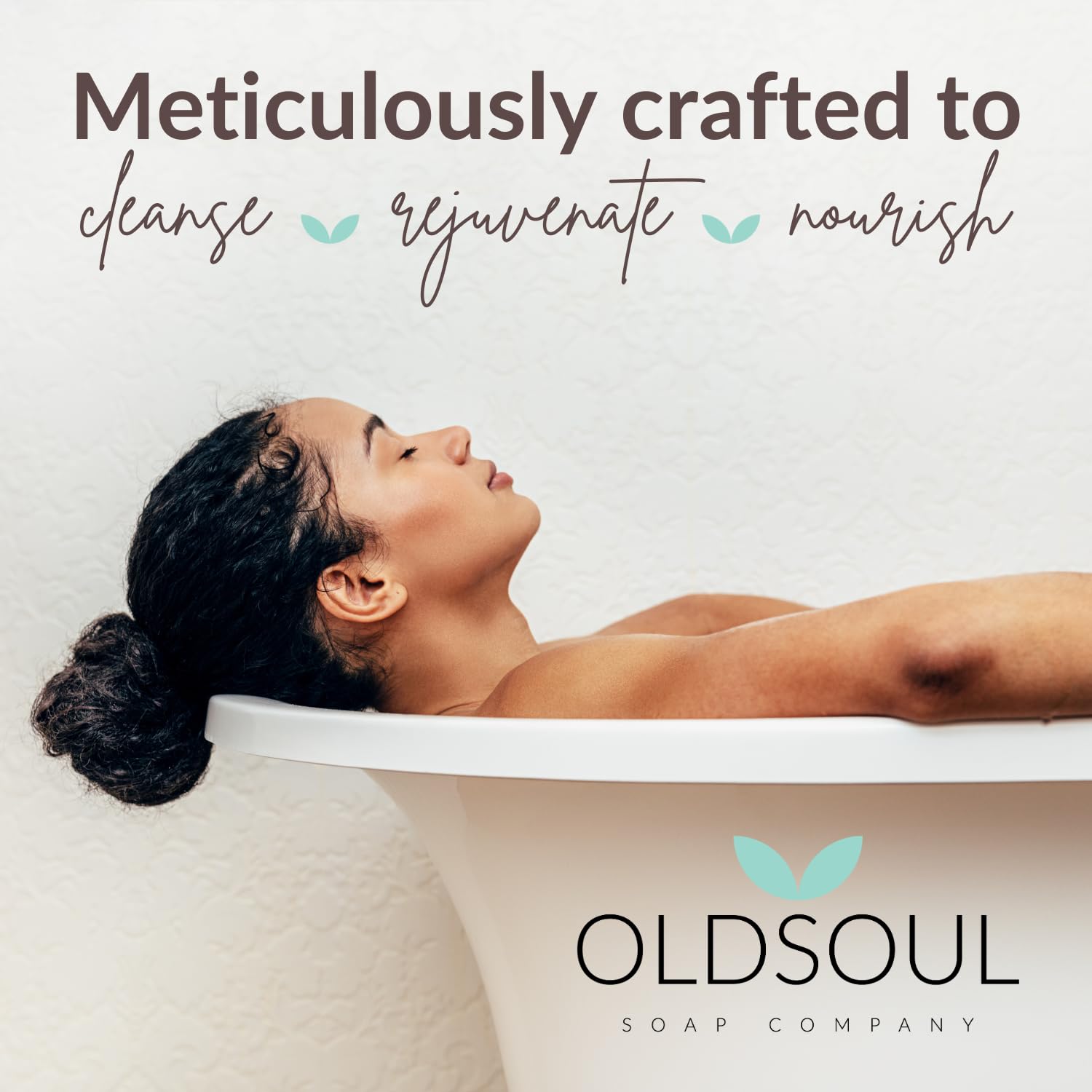 Lavender and peppermint aroma enhances shower routine and mood.
