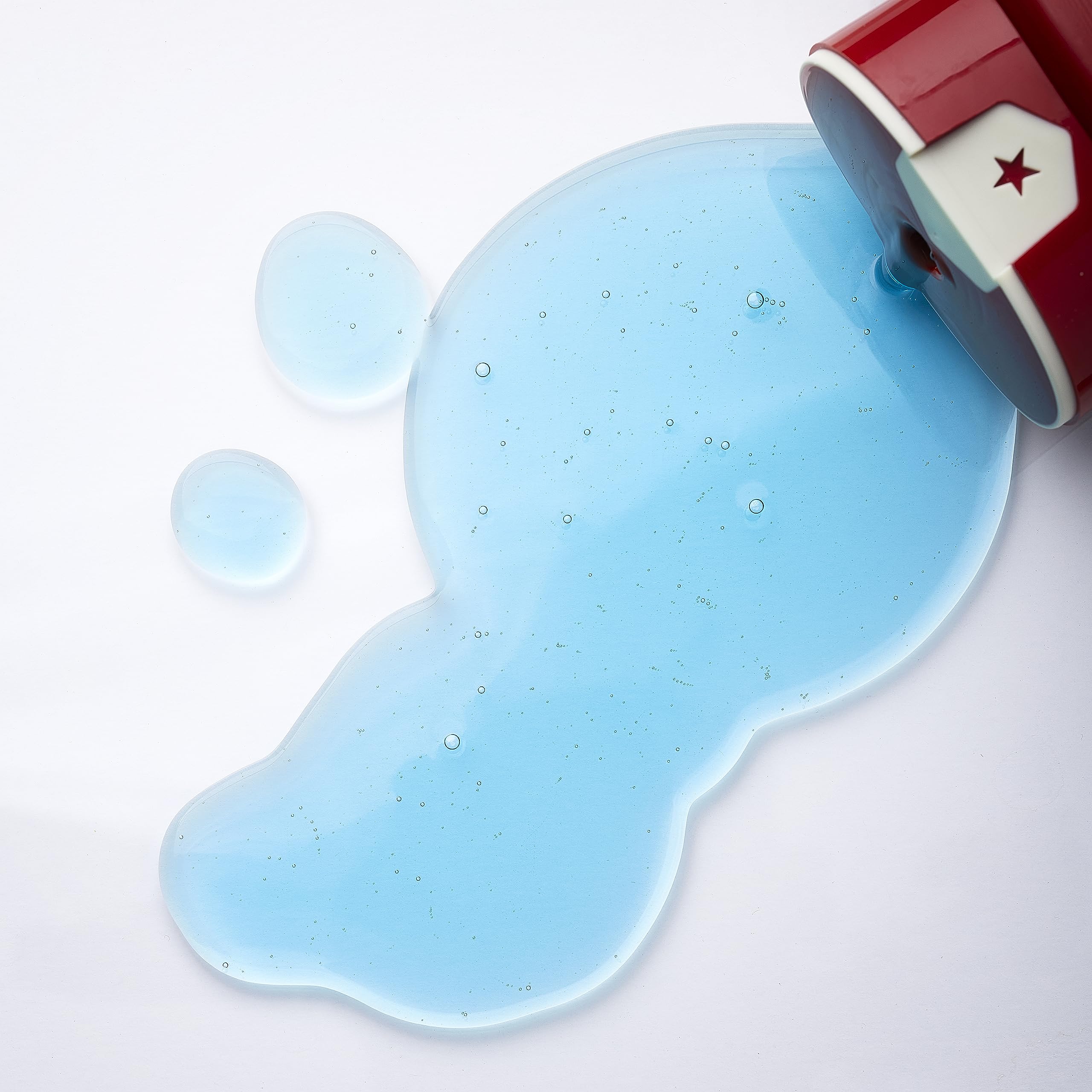 Old Spice Sharkhammer damp-shower-stream hints at water-woods scent.