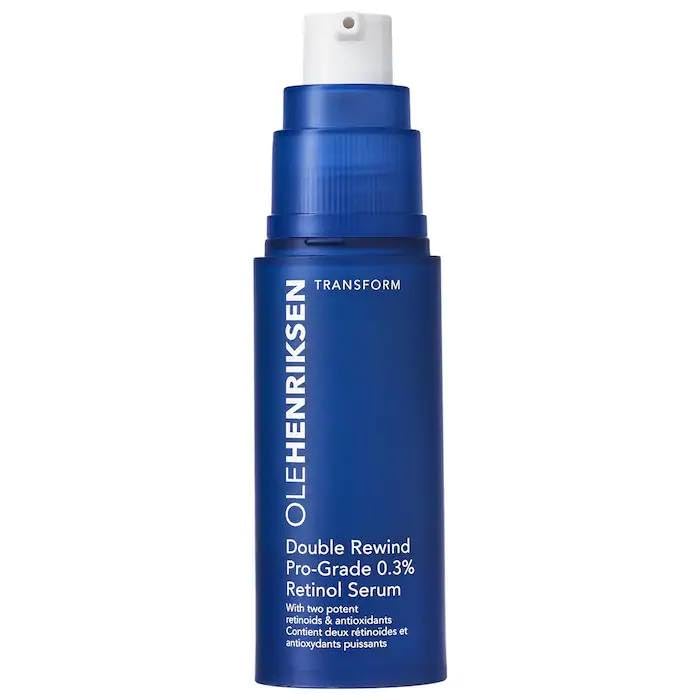 Sérum retinol Ole Henriksen Double Rewind dans son flacon, prêt pour renouveler et lisser la peau.