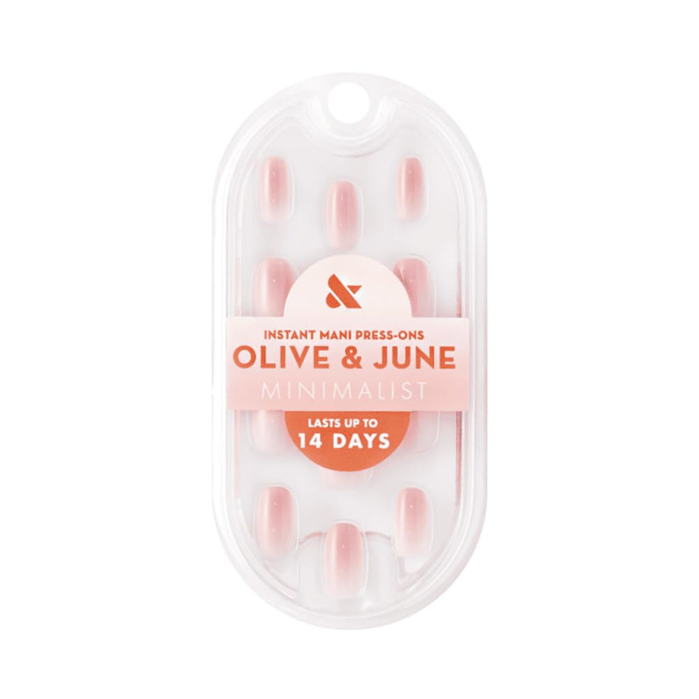 Olive & June Instant Mani kit provides precise fit with 21 sizes.