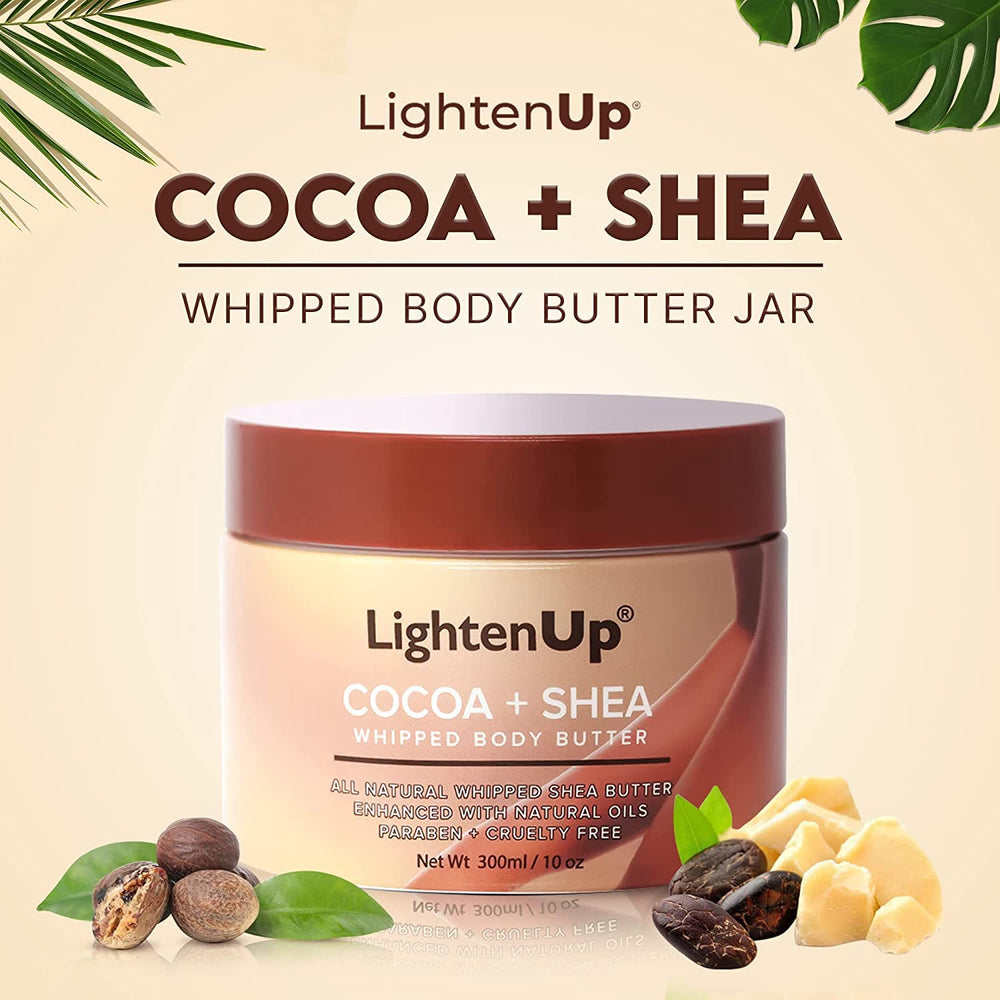 OMIC Lighten-Up application main crème montre texture soyeuse pour la peau.
