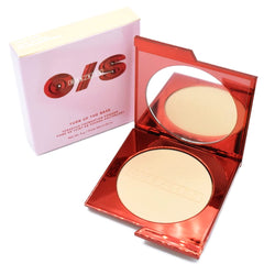ONE/SIZE Patrick Starrr Turn Up The Base Light 3 compact open with soft-matte finish
