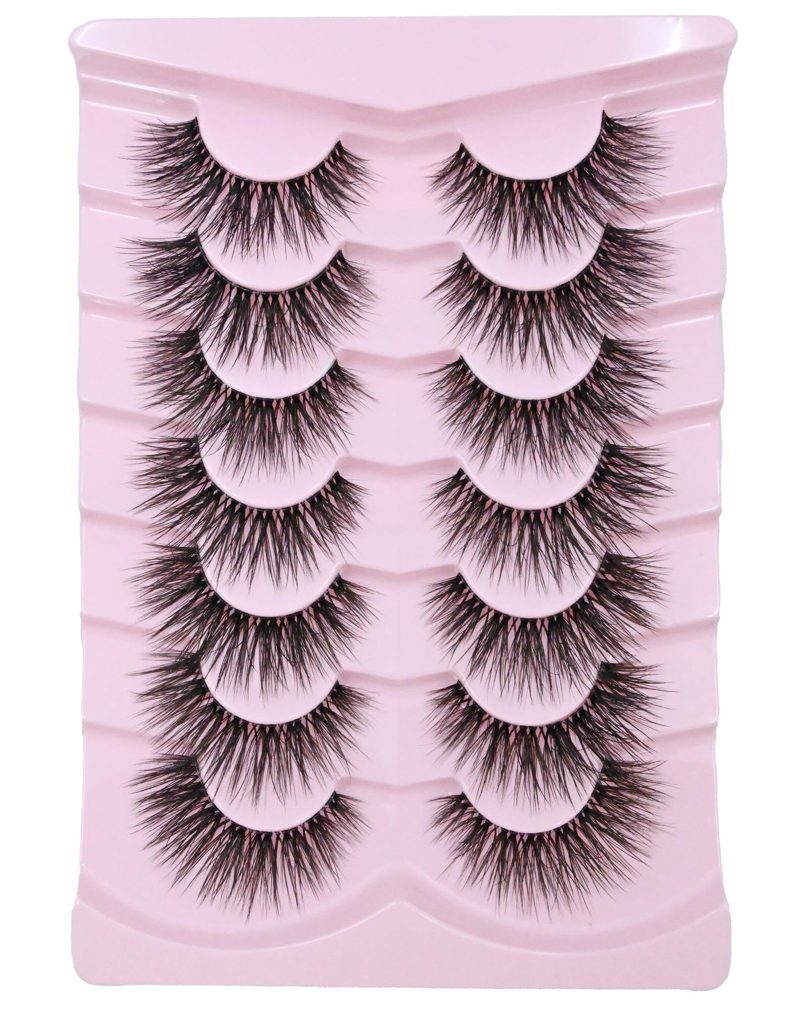 Thin lash band detail for a weightless feel across eye shapes with Onlyall Wispy Lashes.