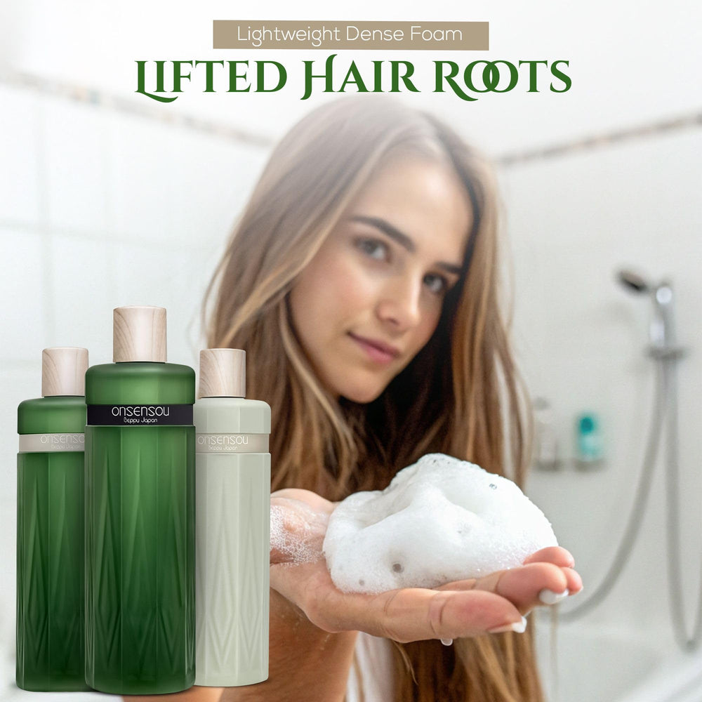 ONSENSOU curly hair detangling shot with soft strands.
