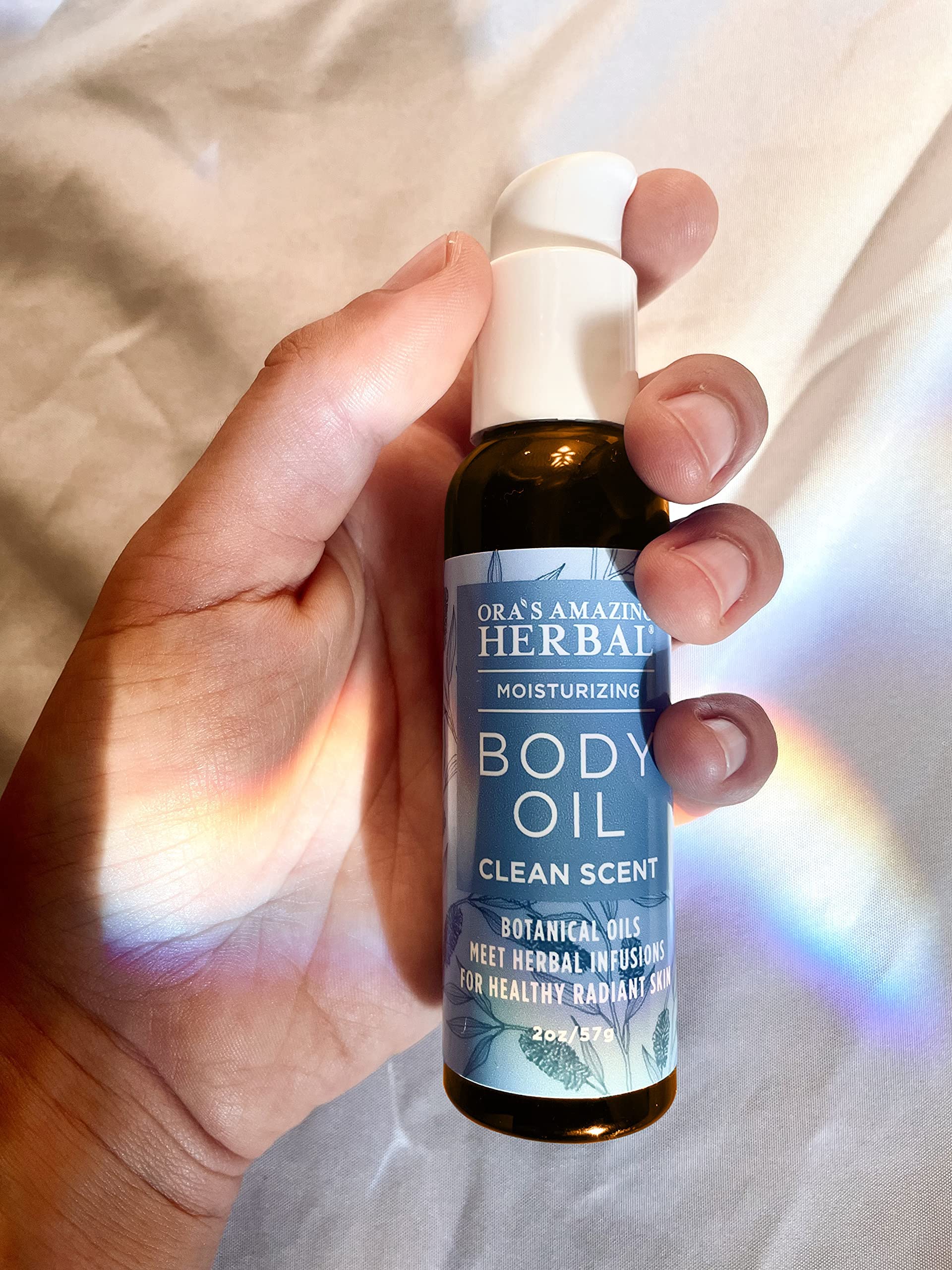 Ora's Amazing Herbal underarm powder application showing discreet use.