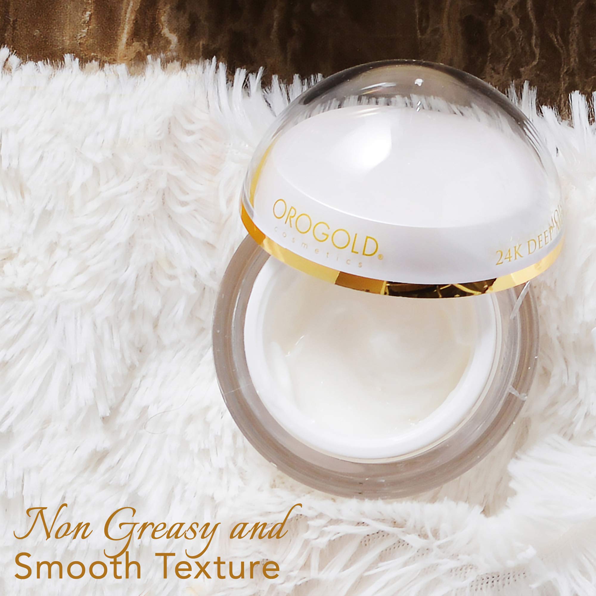 Orogold White Gold Day Moisturizer creamy texture absorbs quickly